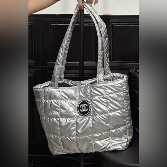 None Handbags - CC shiny Silver Quilted Tote Bag